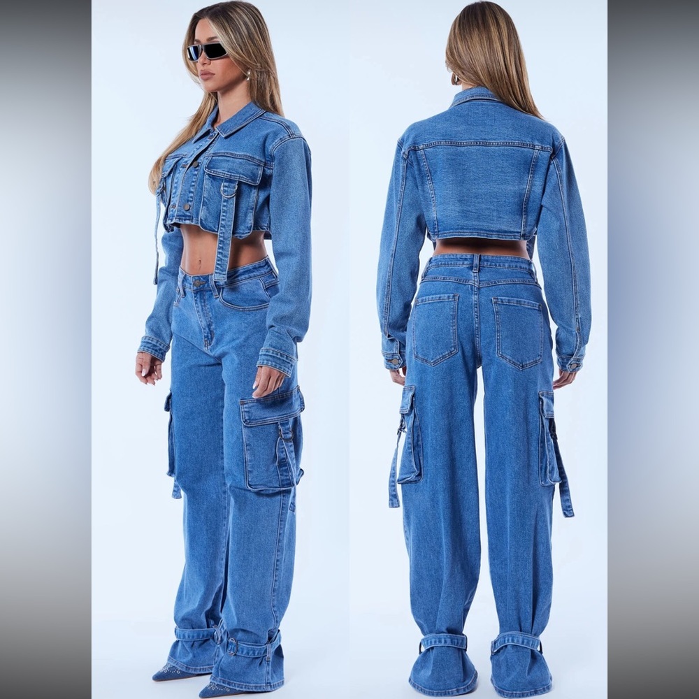 Love straps ankle cargo pants and cropped jacket